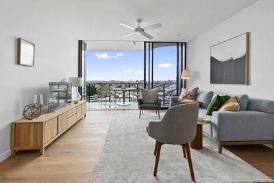 1710/50 Longland Street