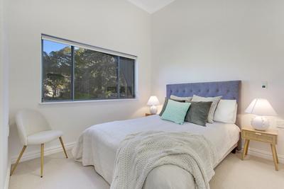 210/10 Minkara Road