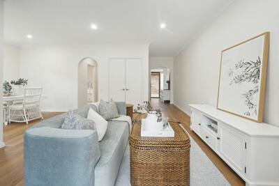 147/42 Roma Road